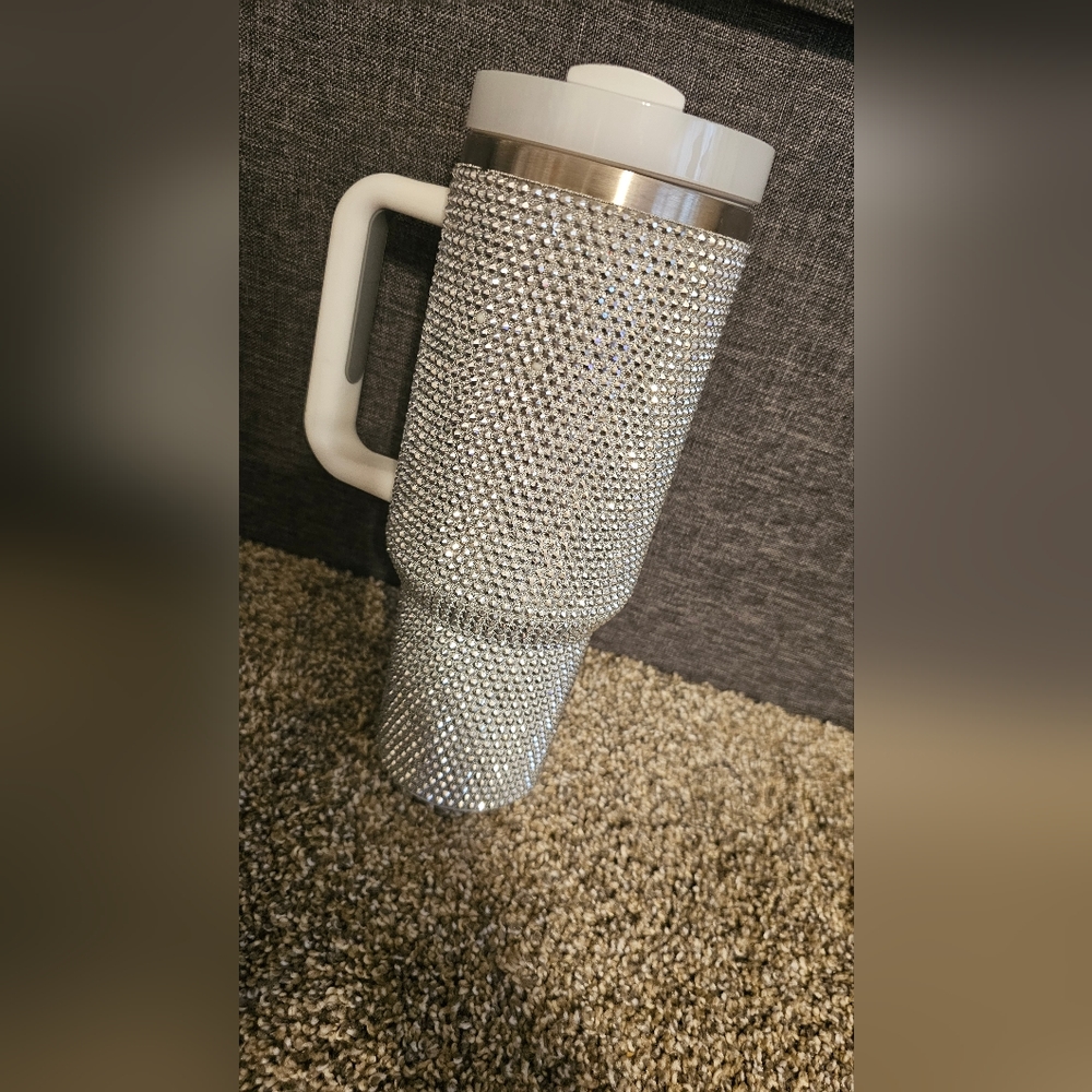 40oz Rhinestone Tumblers - Picture 3 of 6